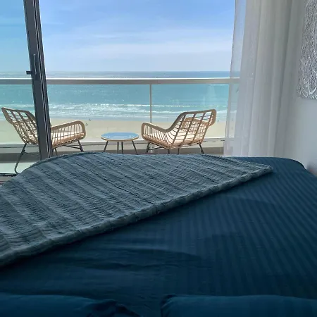 아파트 Face Vue D'exception Renove Au 9eme Etage