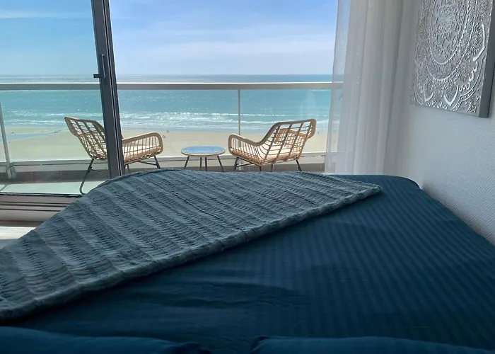 아파트 Face Vue D'exception Renove Au 9eme Etage